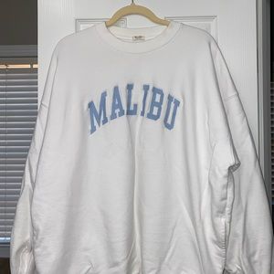 Brandy Melville Crewneck Oversized